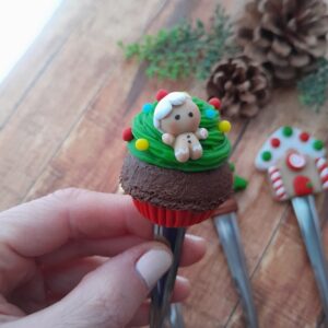 Colher de sobremesa decorada