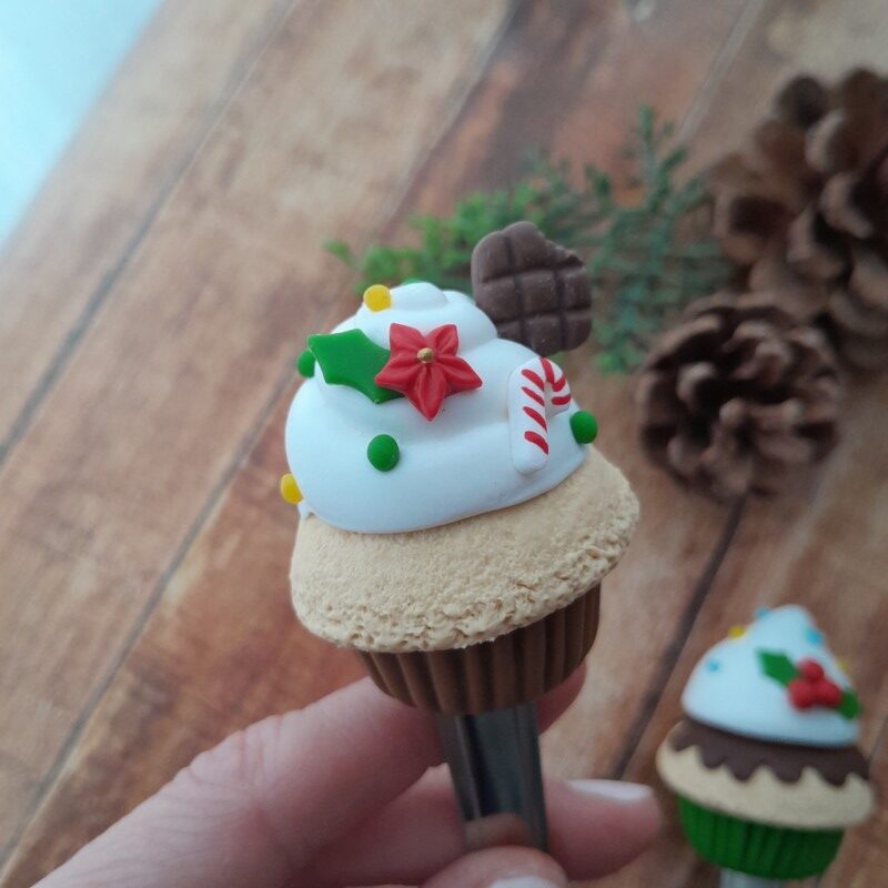 Colher de sobremesa decorada