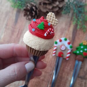 Colher de sobremesa decorada