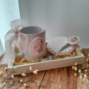 Kit bandeja, caneca, porta-caneca e colher (rosa)